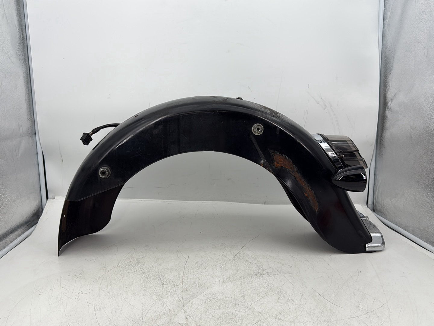 2008 Harley Electra Glide Touring Ultra FLHTCUI OEM Rear Wheel Fender & Turn Signals Bar