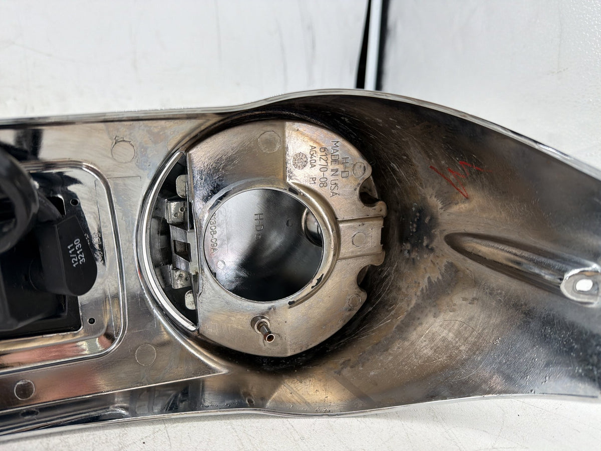 2011 Harley Electra Glide Touring Ultra OEM Fuel Gas Tank Dash Console NOKey
