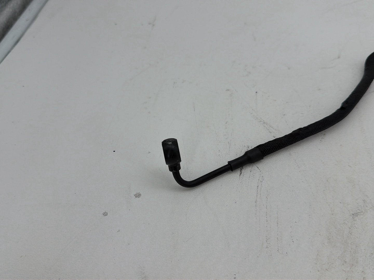 2013 Harley Street Glide Touring FLHX OEM Rear Brake Hose Line Pipe NON-abs
