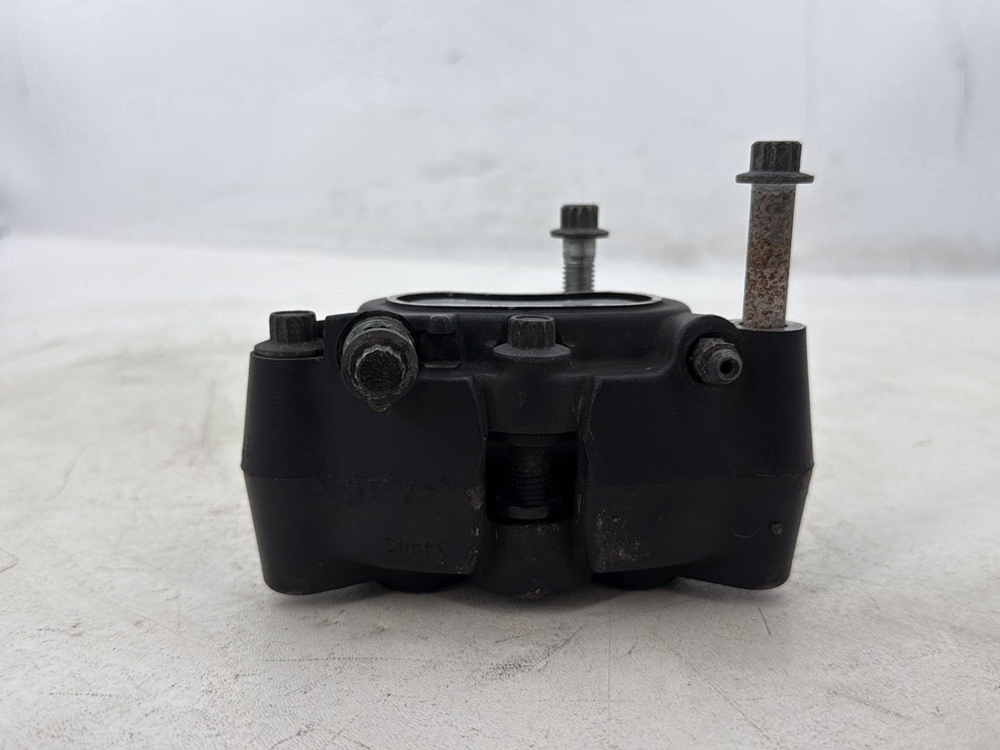 2015 Harley Dyna Low Rider FXDL OEM Front Left 1 Brake Caliper