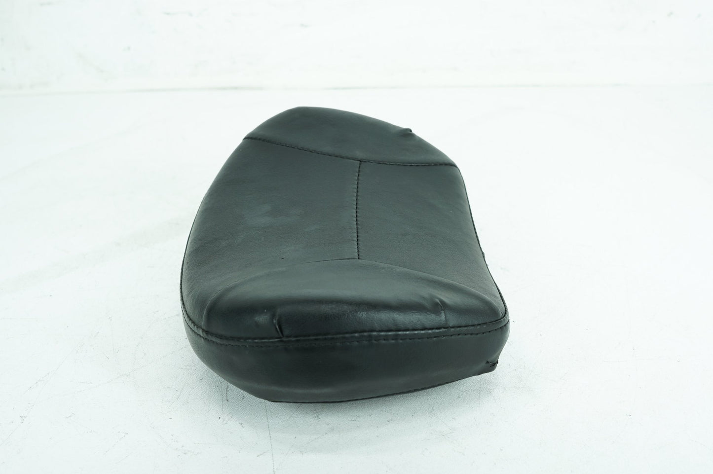 1999 - 2006 Harley-Davidson Touring Road King Classic Rear Passenger Backrest Cushion Pad 51633-06