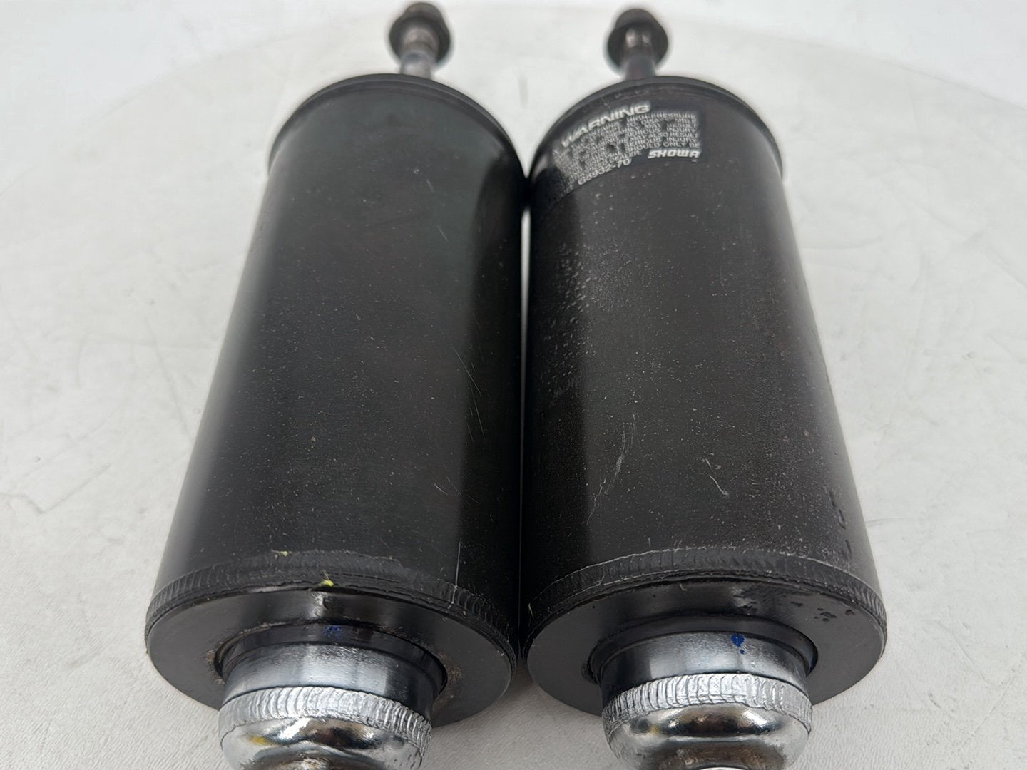 1999 - 2006 Harley-Davidson Softail Heritage Rear Left Right Shock Absorbers 54508-00B