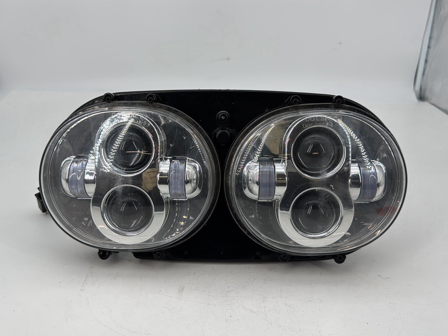 2007 - 2012 Harley-Davidson Touring Road Glide Headlight Headlamp Head Lamp Light LED 67775-01C