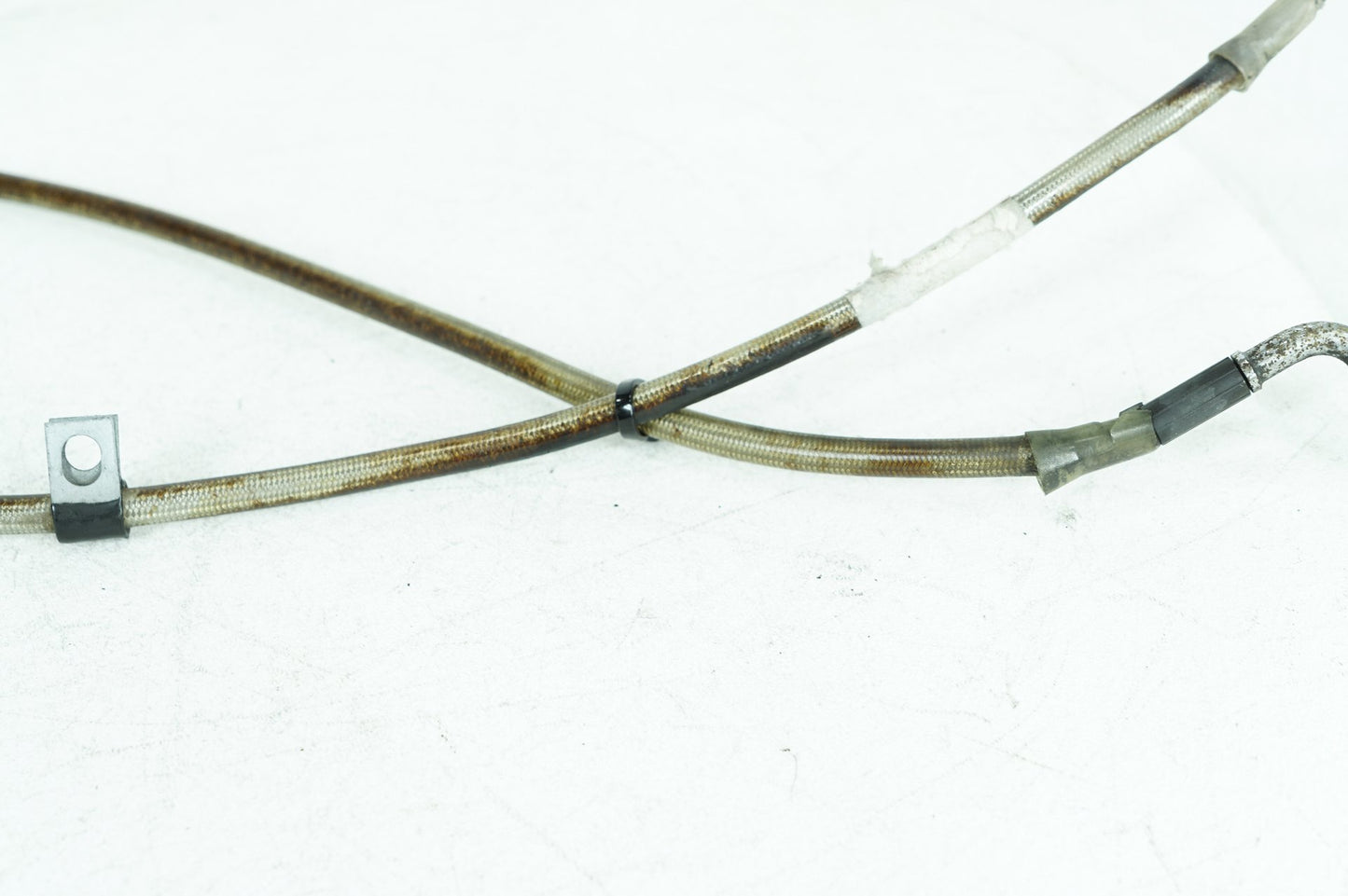 1999 - 2006 Harley-Davidson Softail Fat Boy Front Brake Hose Line Pipe  	42317-06A