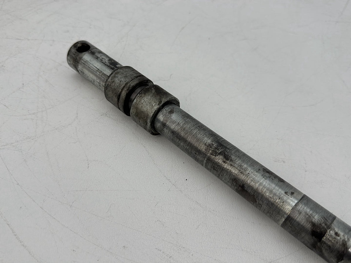 1999 - 2006 Harley-Davidson Touring Electra Glide Classic Front Wheel Axle Bolt Shaft 43364-00