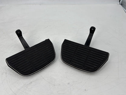 1999 - 2006 Harley-Davidson Touring Electra Glide Classic Left & Right Passenger Floorboard Foot Rest 52719-93B