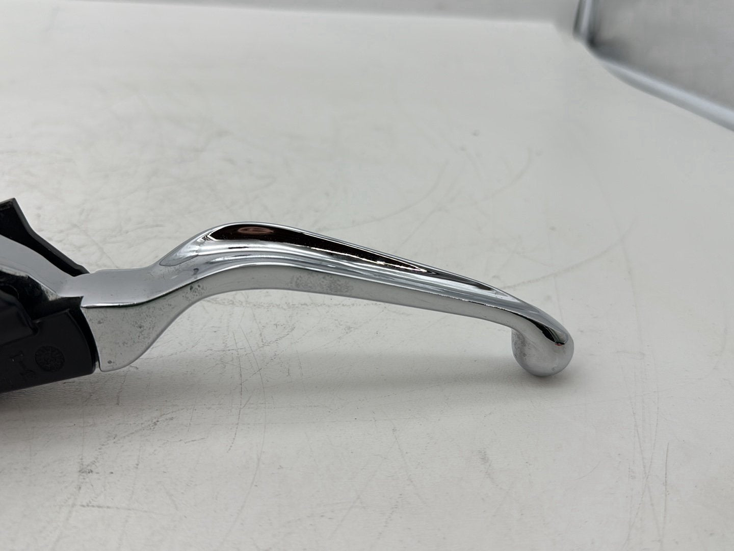 2005 Harley Touring FLHRCI Road King Classic OEM Front Right Brake Lever Master Cylinder