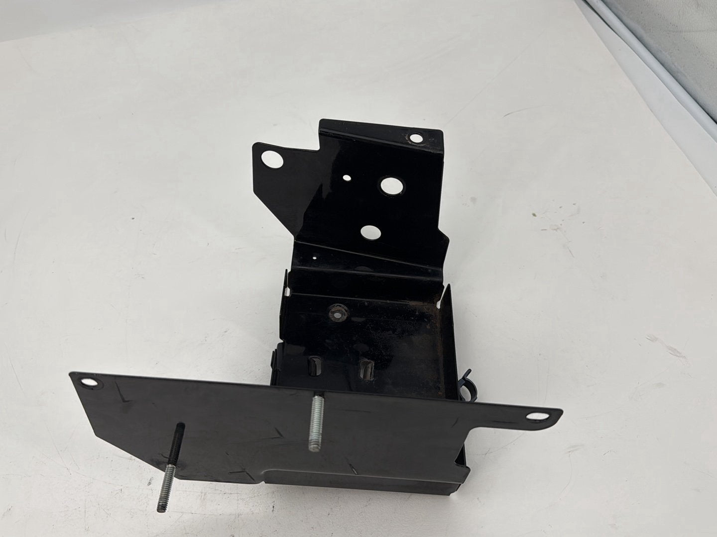 1999 - 2006 Harley-Davidson Touring Road King Custom Battery Tray Bracket Holder Carrier 66281-02A