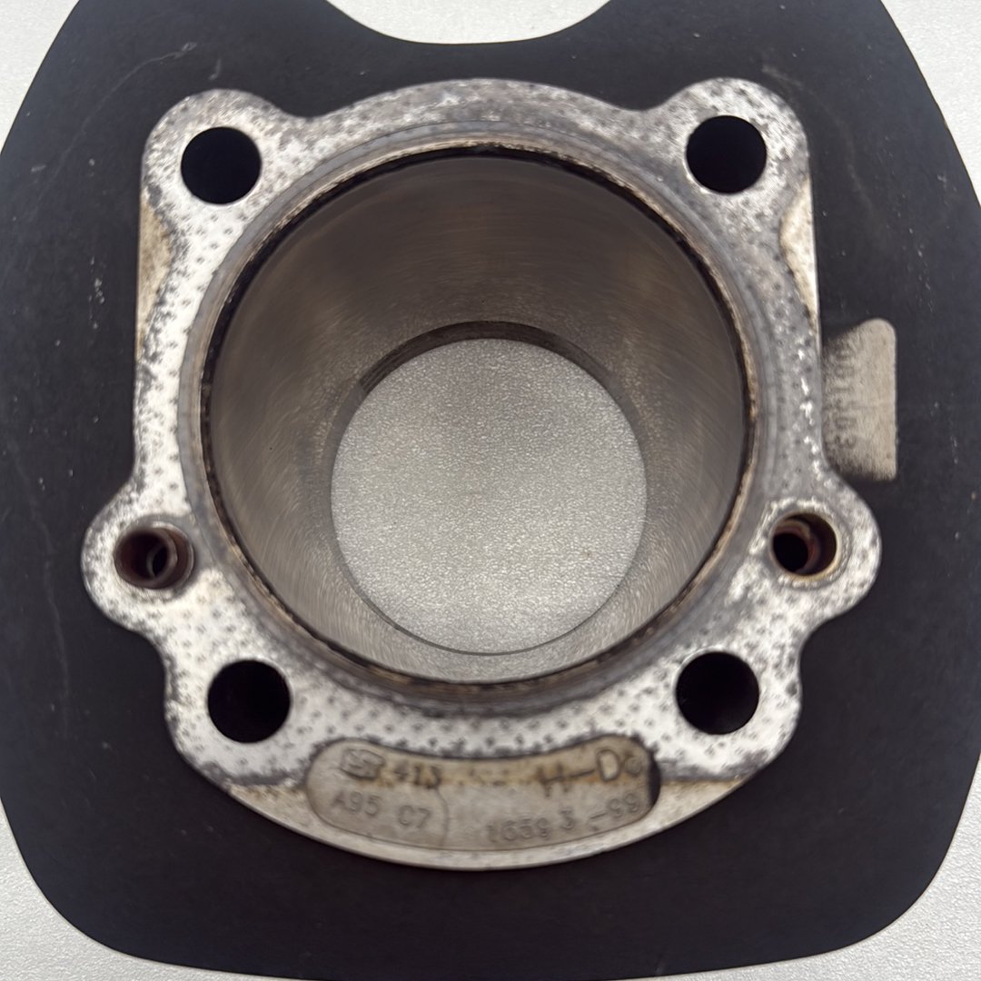 2007 - 2012 Harley-Davidson Touring Electra Glide Ultra Twin Cam Engine Jug 1 Cylinder Barrel 16593-99