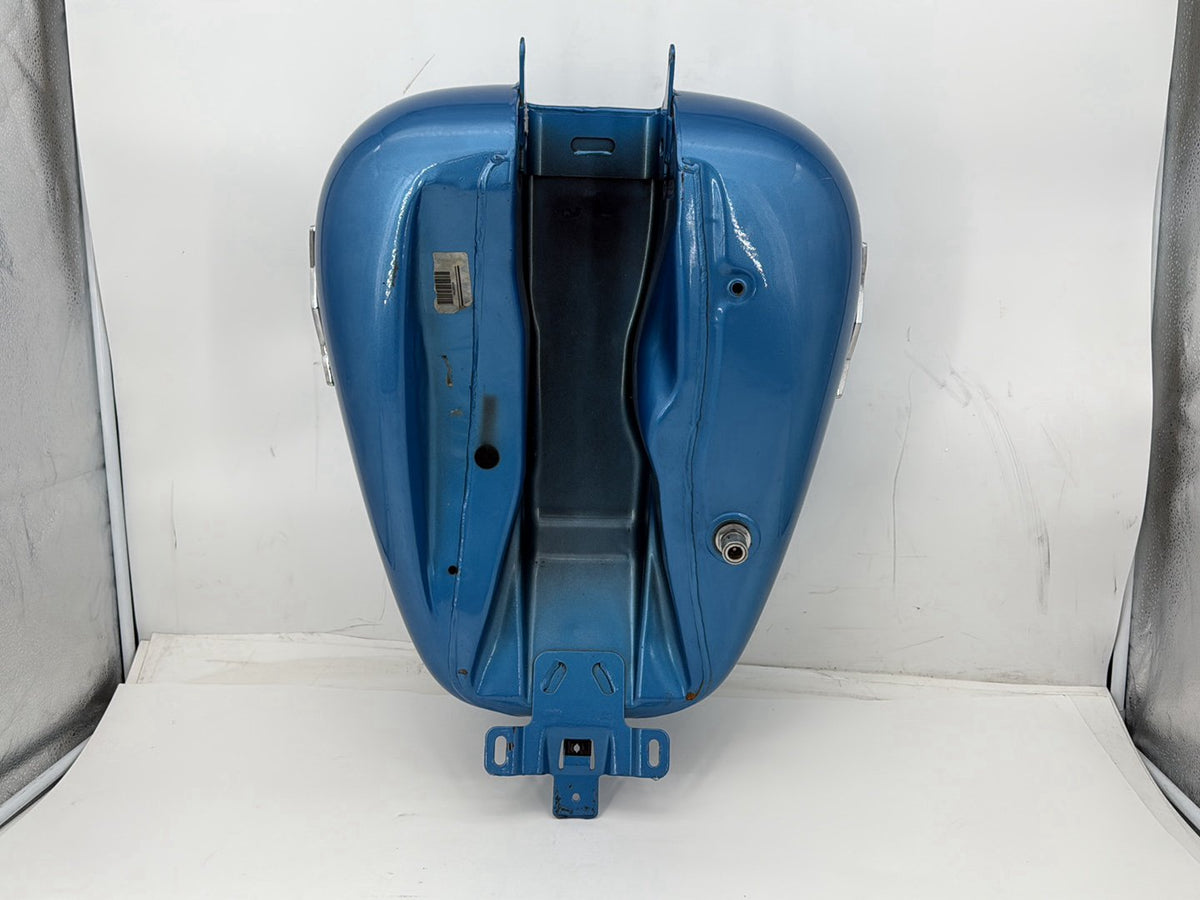 11 Harley Road King Touring Classic Fuel Gas Tank Gasoline Reservoir * DENTED *