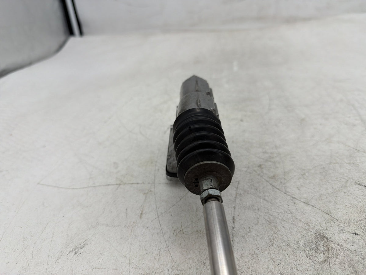 00 Harley Sportster 1200 Custom XL1200C OEM Rear Brake Master Cylinder Reservoir
