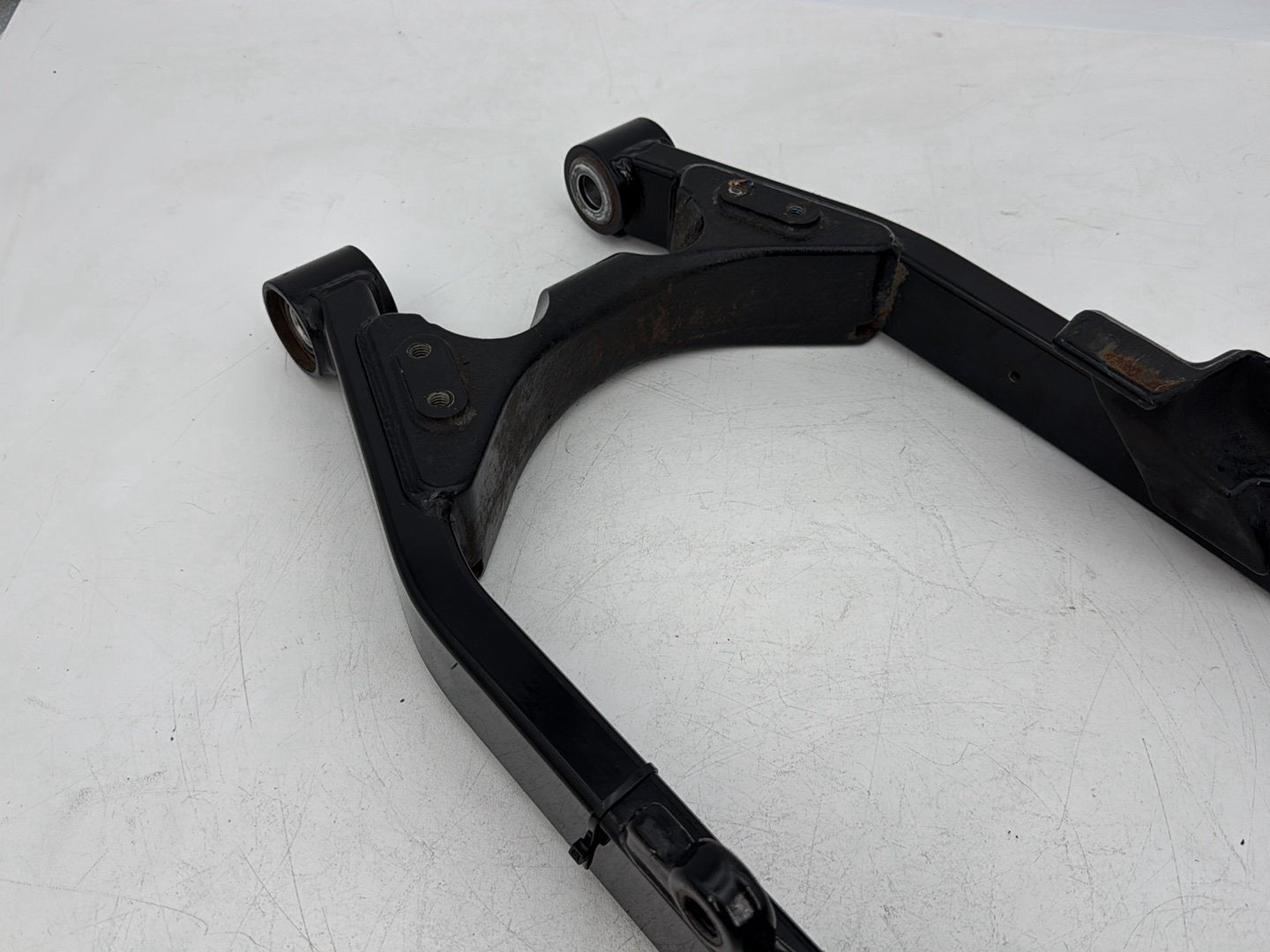2006 - 2017 Harley-Davidson Dyna Street Bob Rear Fork Swingarm Swing Arm 47820-06