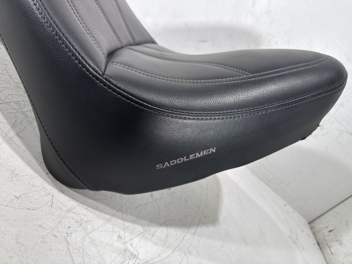 02 Harley Heritage Softail Classic Passenger Rider Driver Seat Saddle SADDLEMAN
