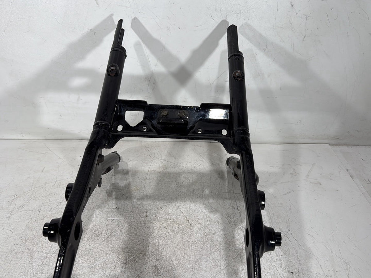 2010 Harley Electra Glide Touring Ultra Rear Back Sub Frame Rail Bar 48079-09BHP