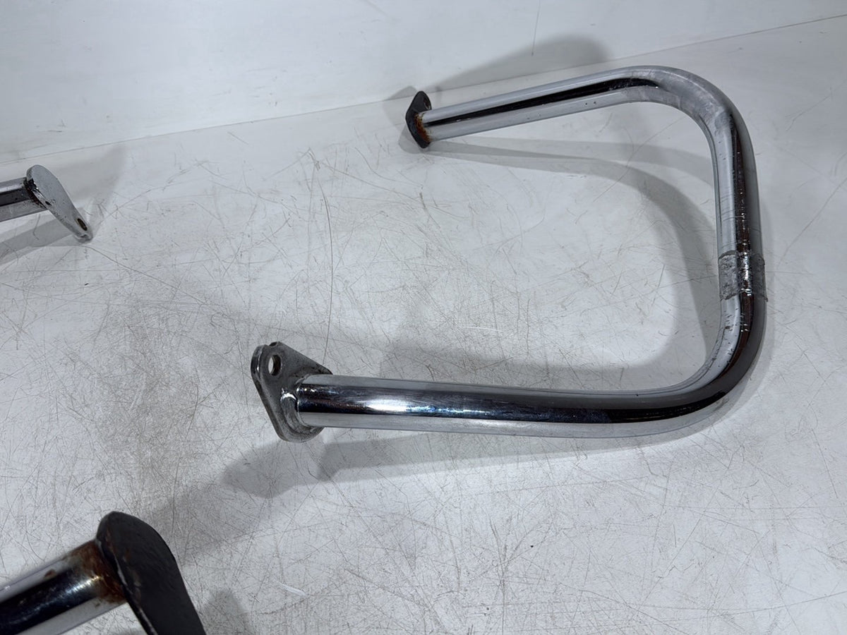 06 Harley Touring FLHRI Road King OEM Rear Left Right Saddlebag Guard Rails Bar