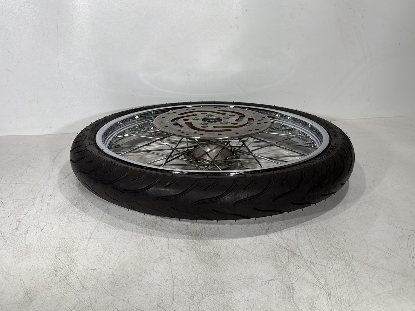 09 Harley Sportster XL1200 1200 Low OEM Front Wheel Rim Tire Spoked MH90-21 21"