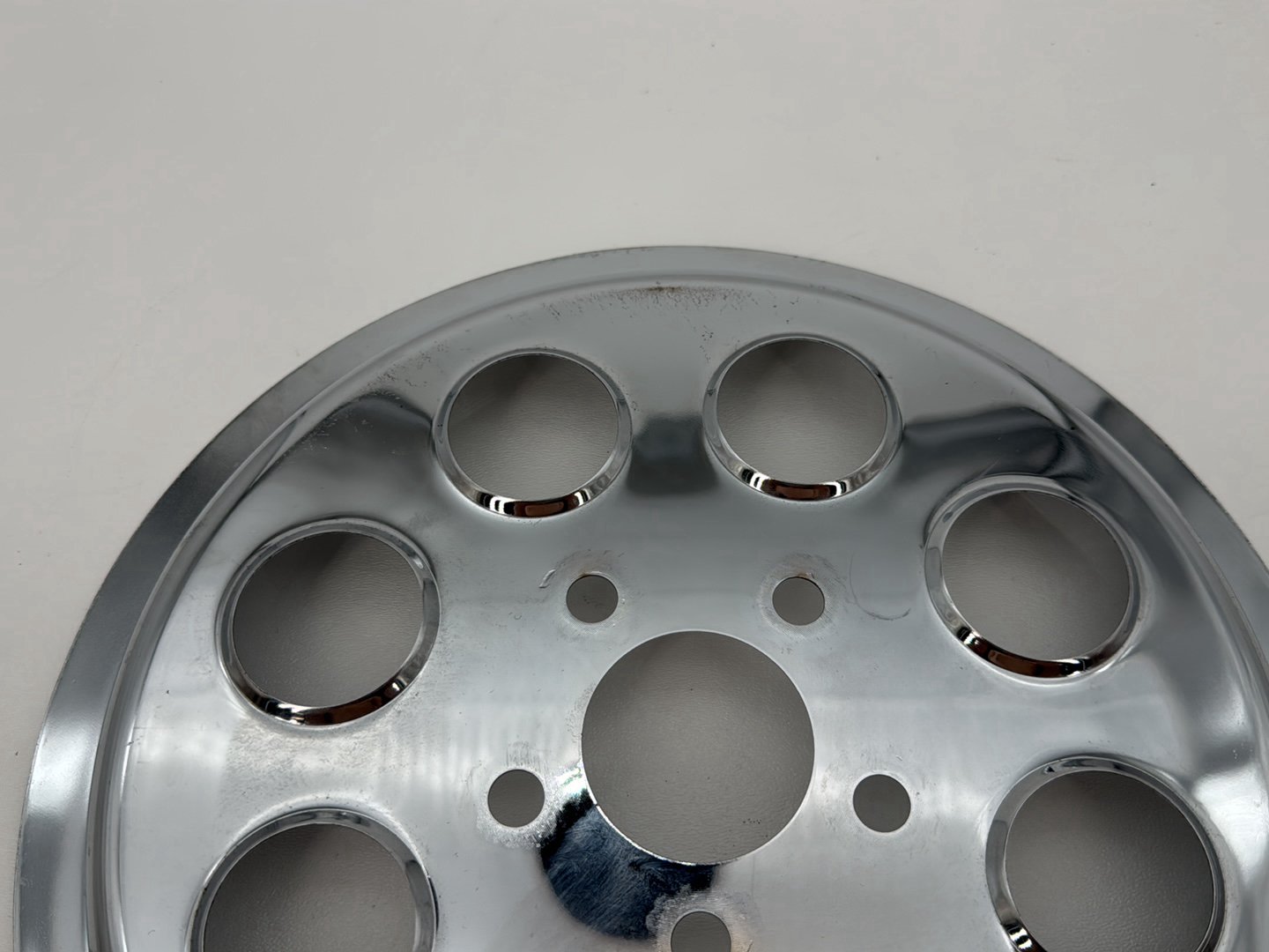 1999 - 2006 Harley-Davidson Dyna Wide Glide Rear Wheel Belt Sprocket Cover Chrome