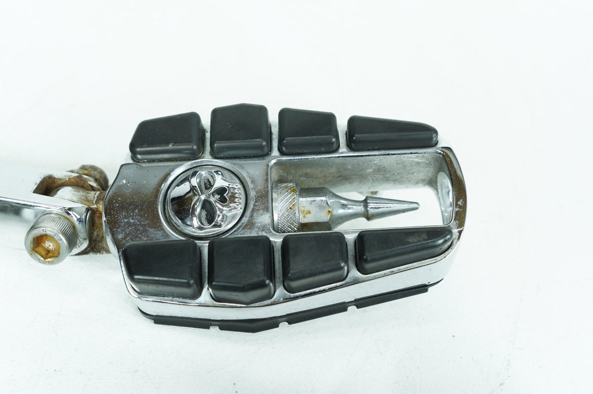 2005 Harley Dyna FXDLI Low Rider OEM Left & Right Step Foot Rest Pegs