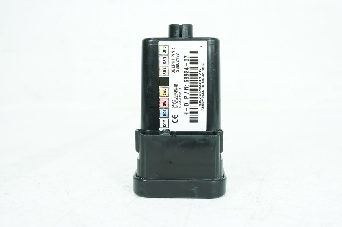 10 Harley Touring FLHTK Electra Glide Ultra OEM Turn Signal Security Module TSSM