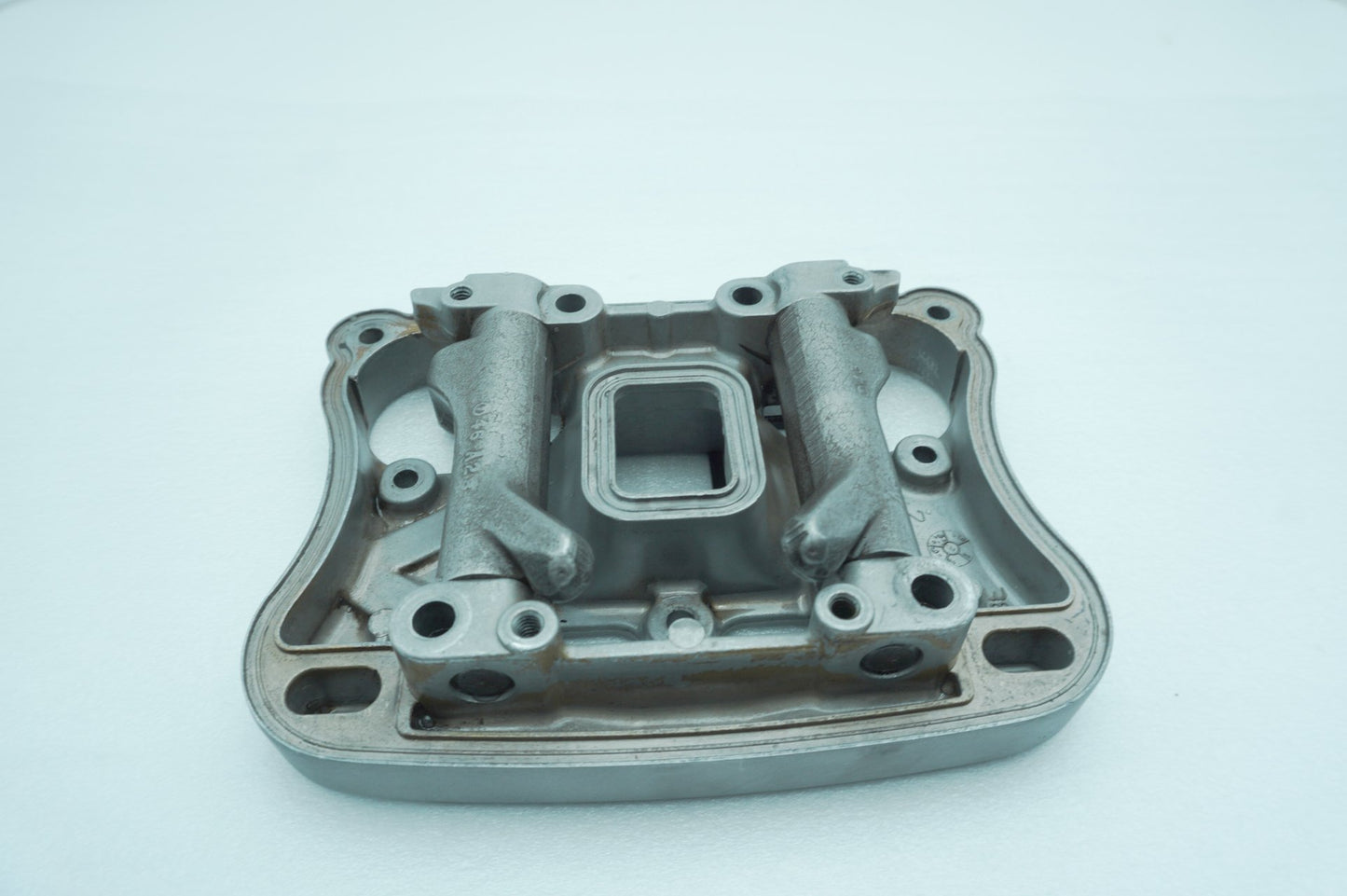 1991 - 2003 Harley-Davidson Sportster  Twin Cam Lower 1 Rocker Box 17543-99A 17501-86B