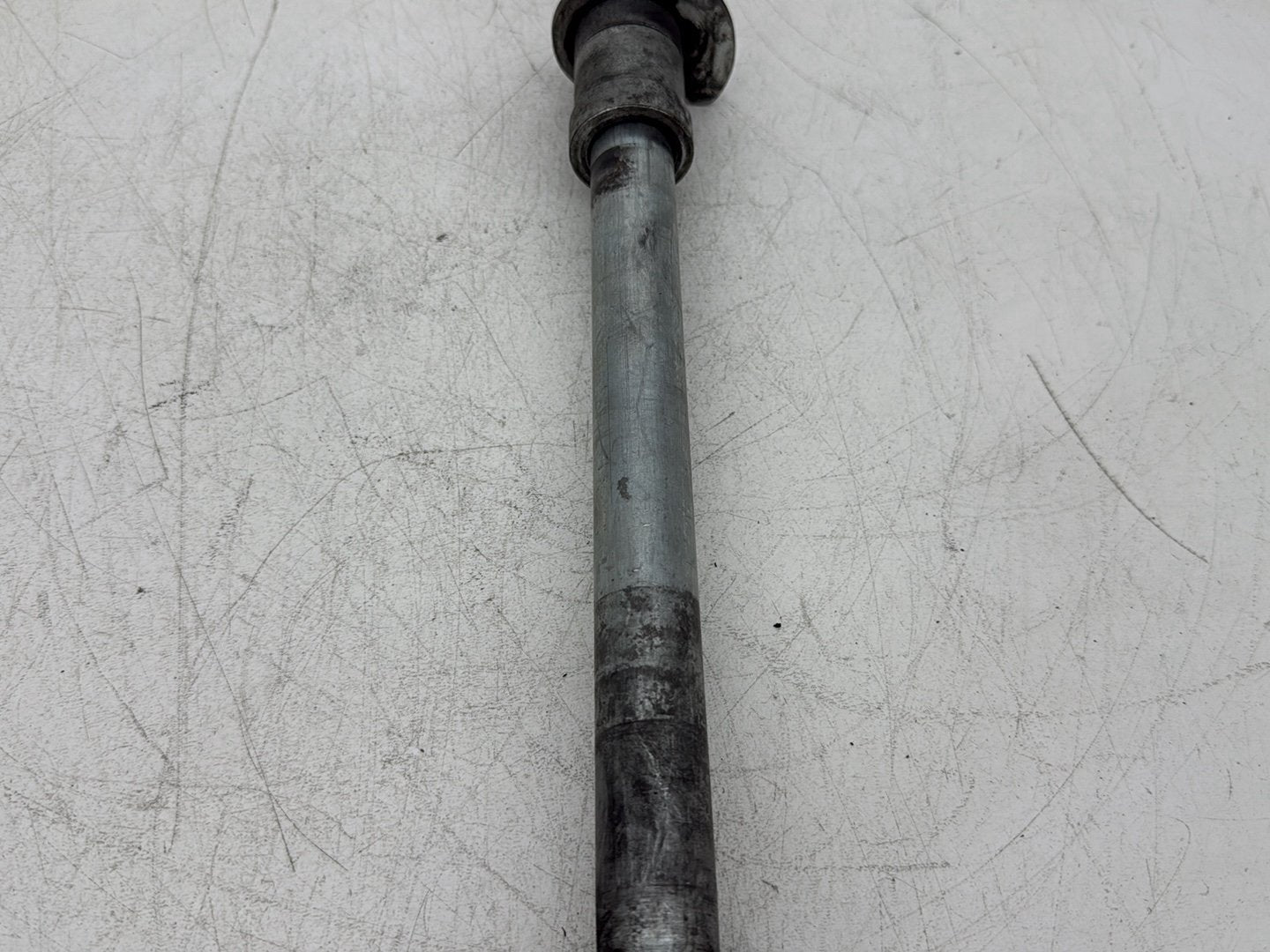 2006 Harley Electra Glide Touring Classic FLHTCI OEM Rear Wheel Axle Bolt Shaft