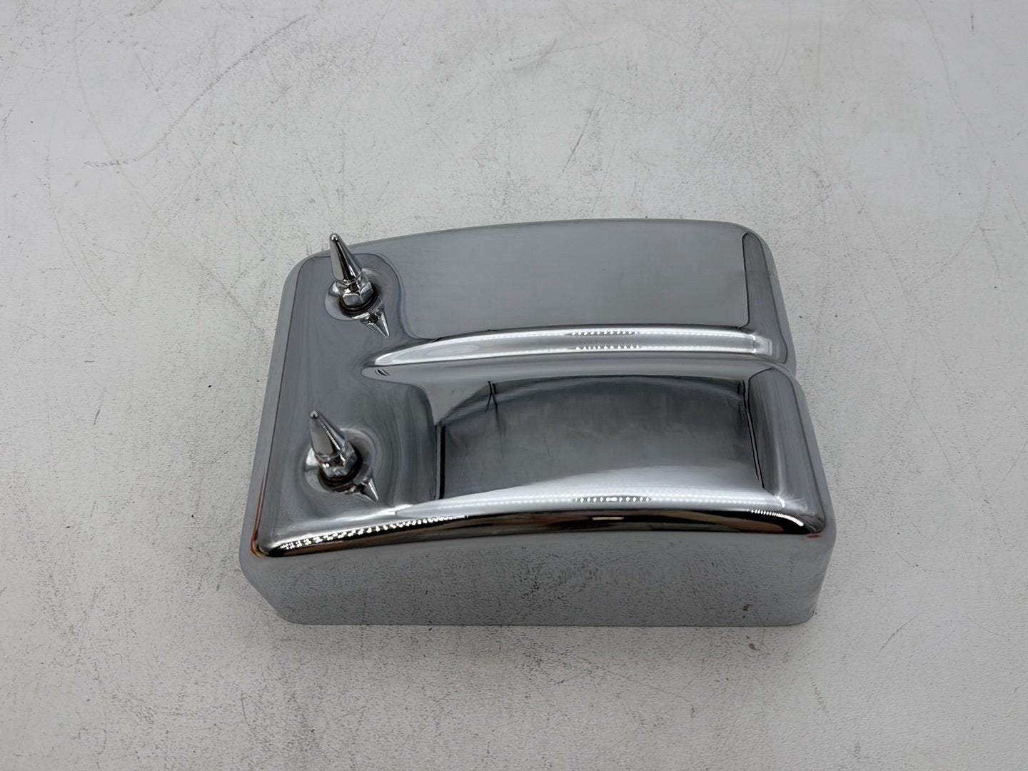 2006 Harley Dyna FXDWGI Wide Glide OEM Electrical Panel Holder Bracket Carrier Caddy