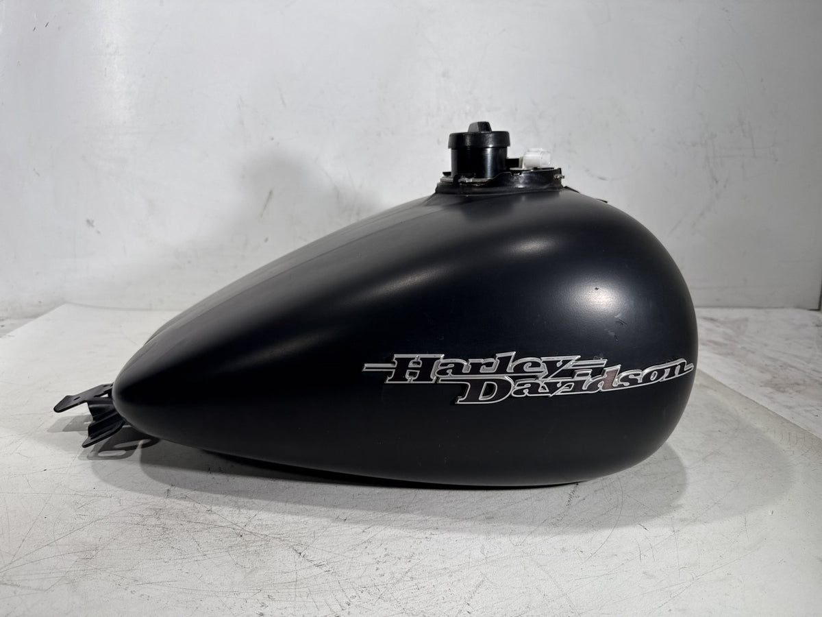 2013 Harley Street Glide Touring FLHX OEM Fuel Gas Tank Gasoline Reservoir