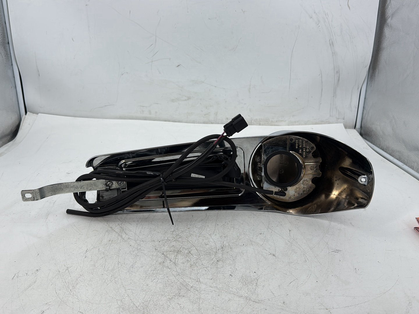 2018 Harley Electra Glide Touring Ultra FLHTCU Fuel Gas Tank Dash Console NOKey