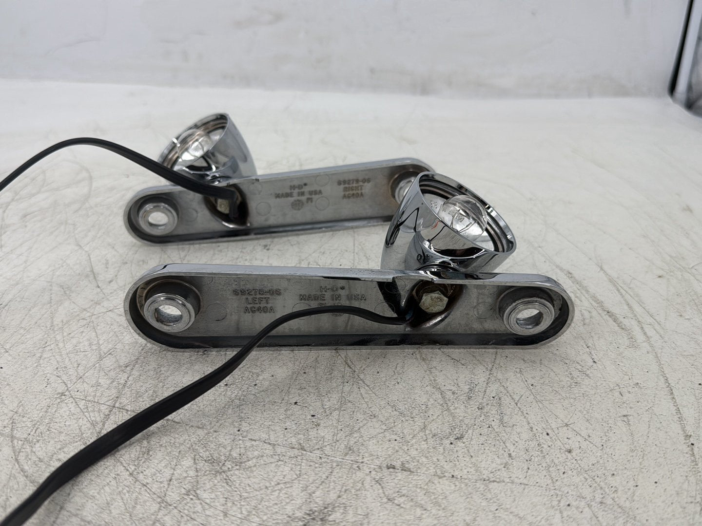 2011 Harley Street Glide Touring FLHX OEM Front Left Right Turn Signal Indicators