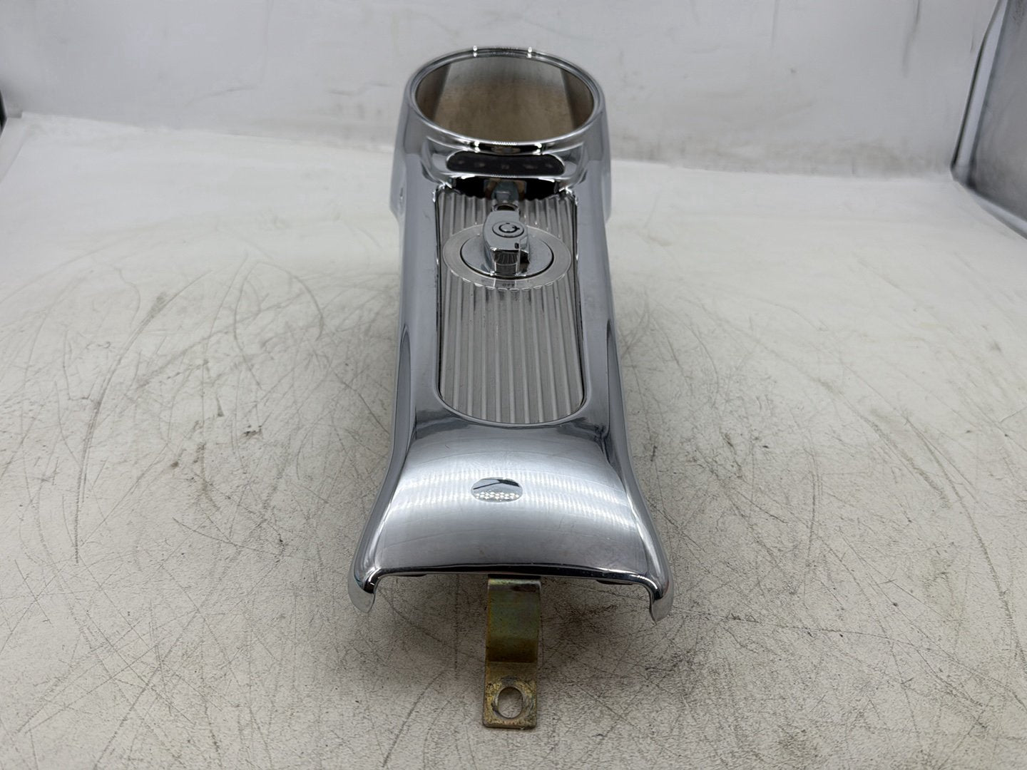2004 Harley Road King Touring Custom FLHRSI OEM Fuel Gas Tank Dash Console NOKey
