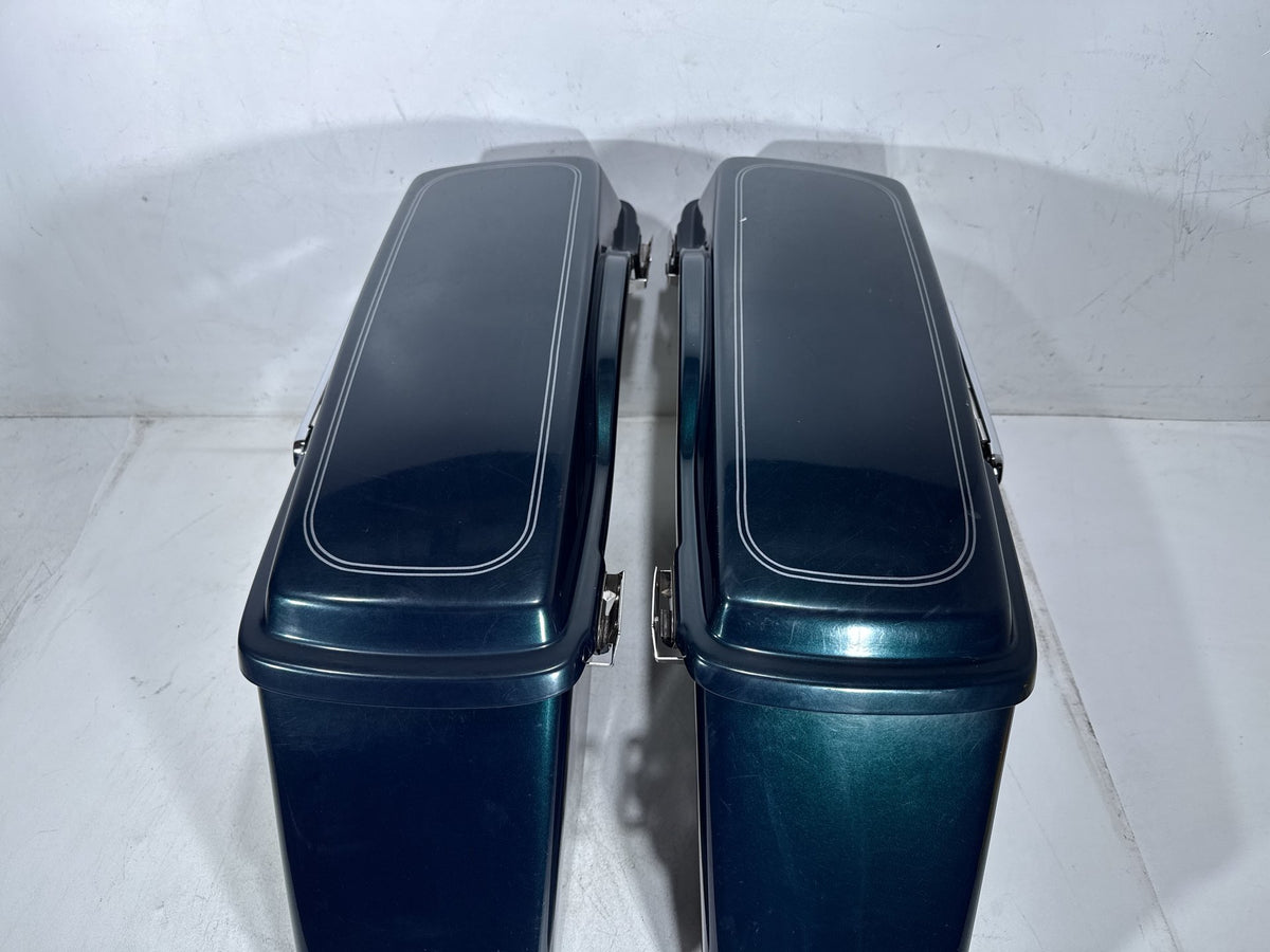 01 Harley Electra Glide Touring Classic OEM Left Right Saddlebags Luggage NOKey