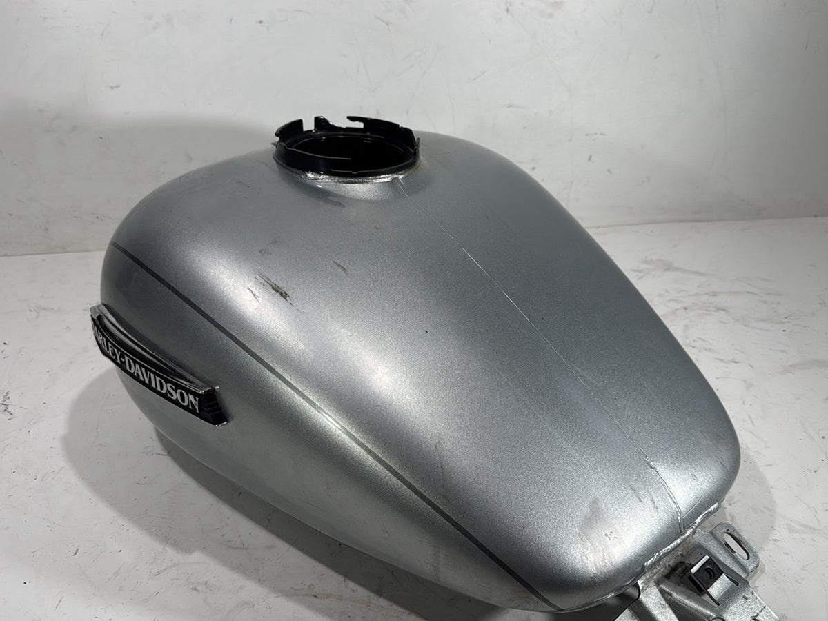 2015 Harley Electra Glide Touring OEM Fuel Gas Tank Gasoline Reservoir DENTED