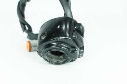 1999 - 2006 Harley-Davidson Softail Fat Boy Left Turn Signal Headlight Switches Controls 71682-06A