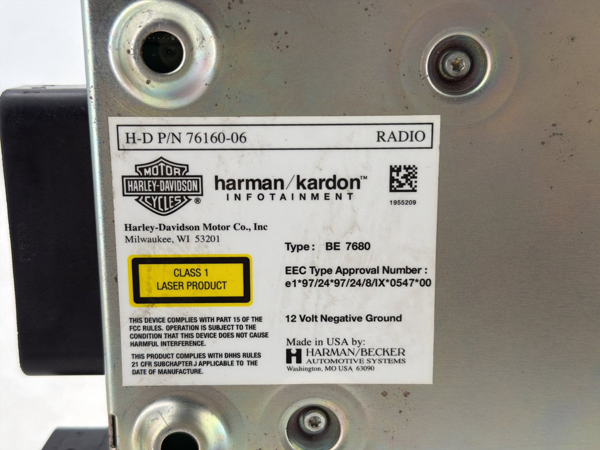 2009 Harley Electra Glide Touring CVO Screamin Eagle OEM Harman Kardon AM FM CD Radio Player