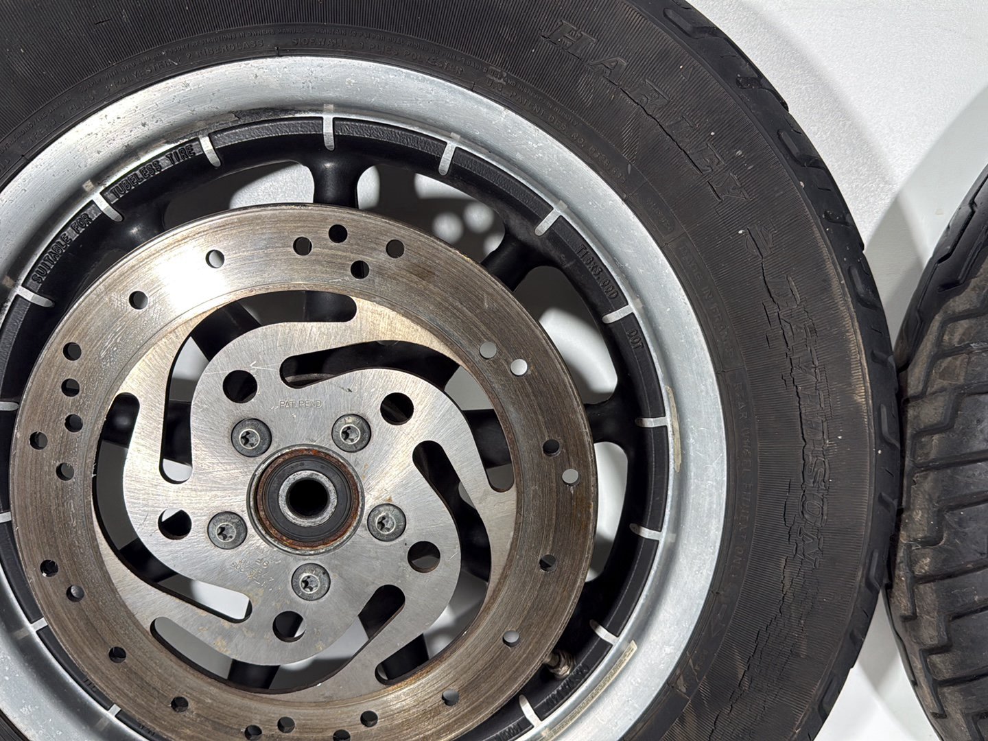 1999 - 2006 Harley-Davidson Touring Electra Glide Classic Front & Rear Wheel Rim Tire