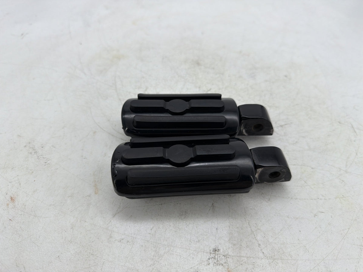 2020 Harley Softail Standard FXST OEM Left & Right Step Foot Rest Pegs