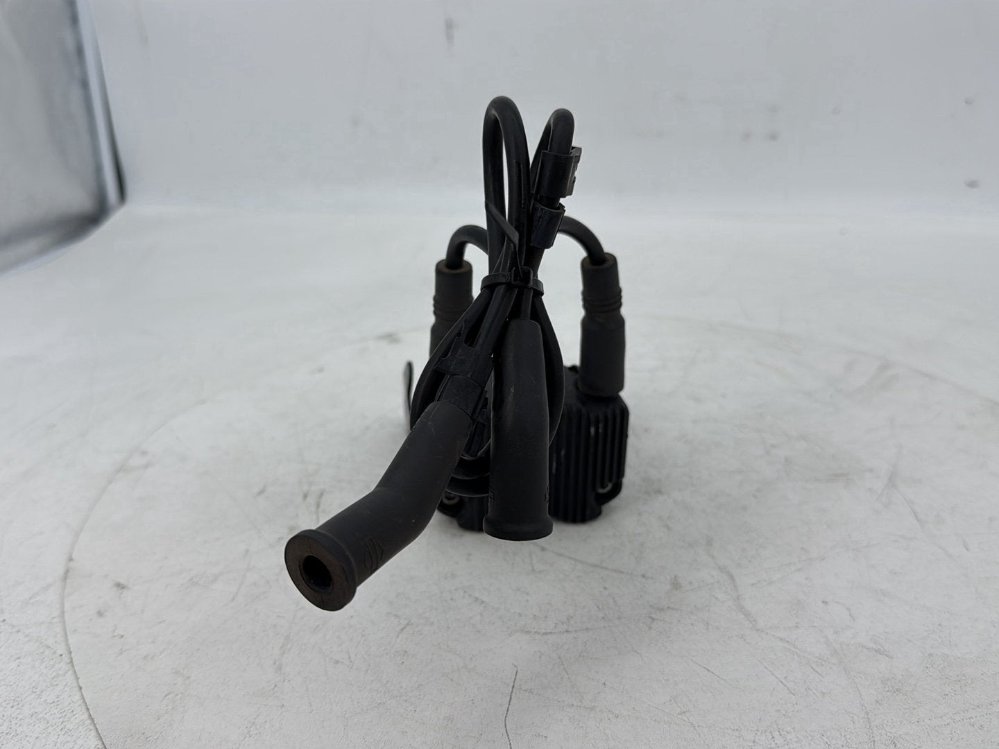 1999 - 2006 Harley-Davidson Touring Electra Glide Ultra Ignition Coil Spark Plugs Cable 31743-01