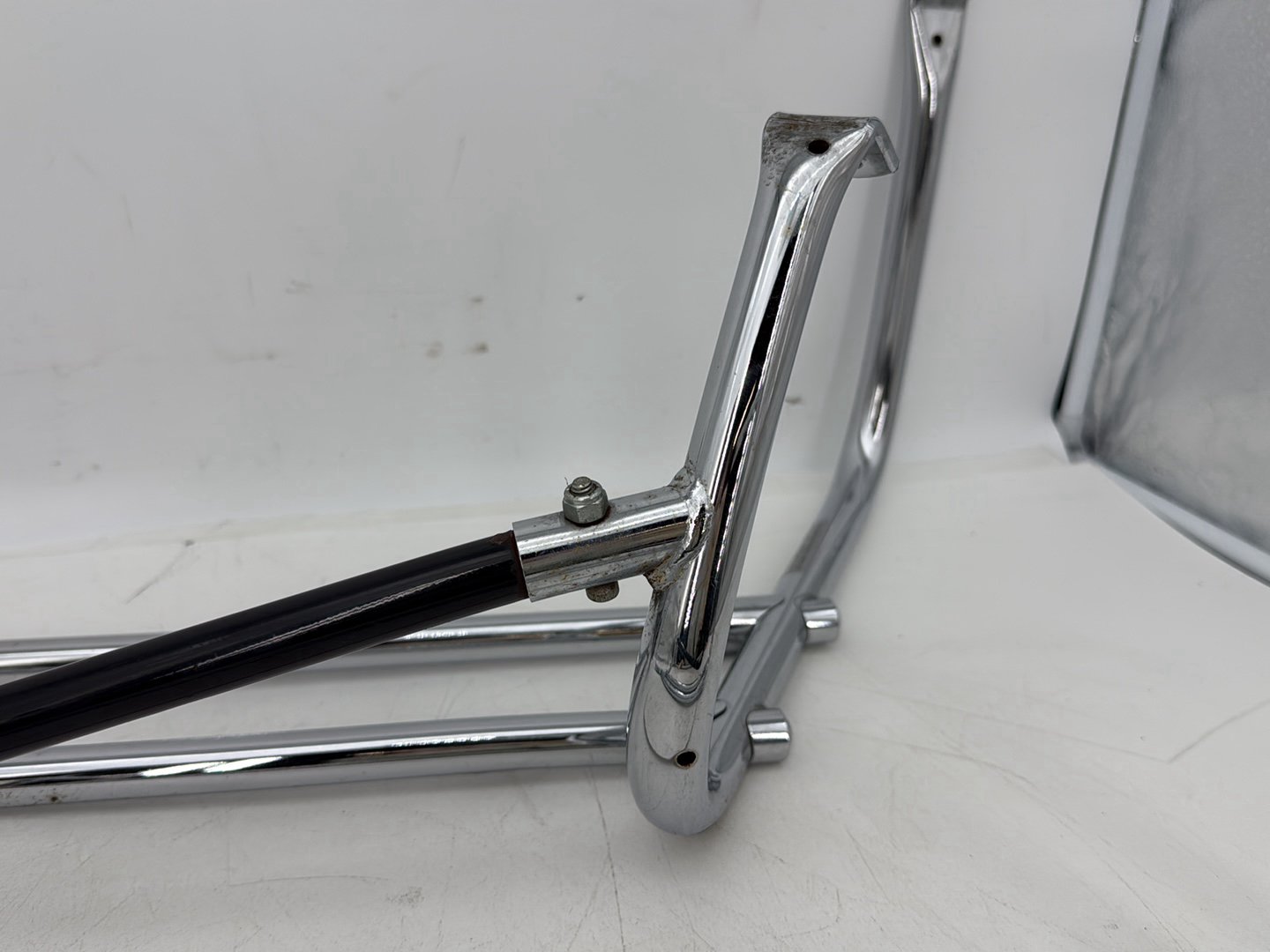 1999 - 2006 Harley-Davidson Touring Electra Glide Ultra Rear Left Right Saddlebag Guard Rails Bar 49193-93