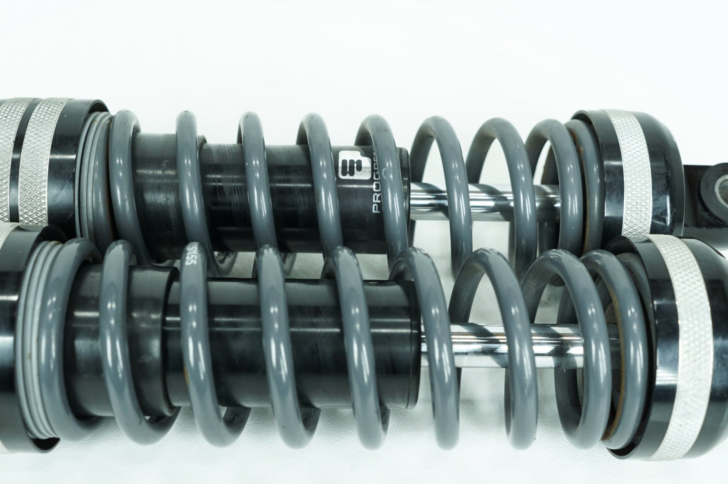 2007 - 2012 Harley-Davidson Touring Street Glide Rear Left Right Shock Absorbers Progressive Suspension