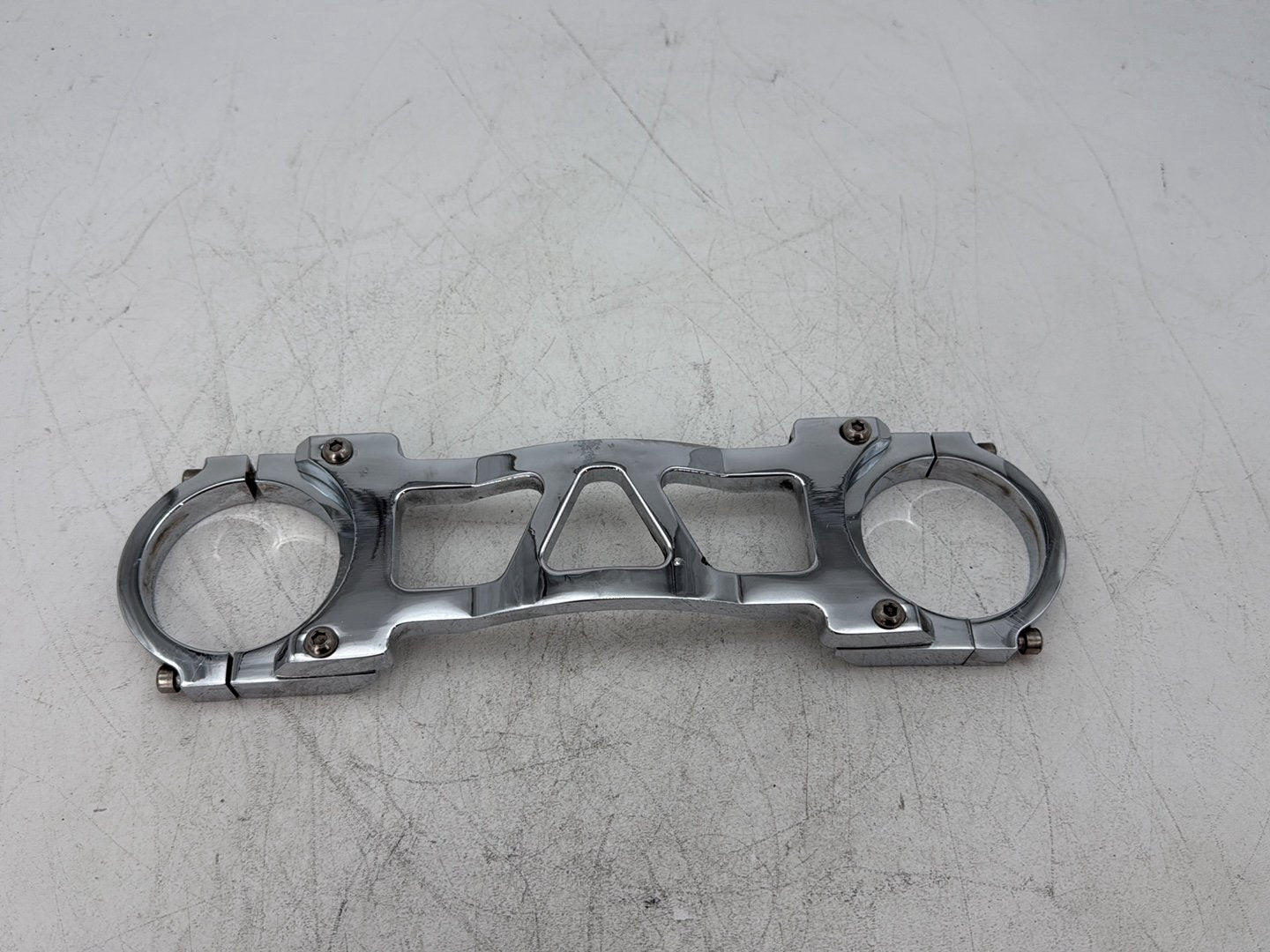 2000 Harley Dyna FXDWG Wide Glide OEM Front Fork Bracket Cover 45685-93