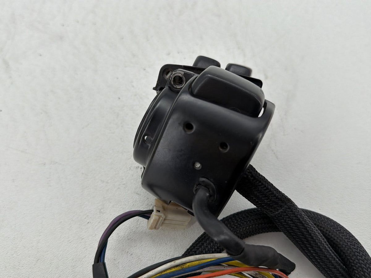 07 Harley Dyna Street Bob FXDBI OEM Left Turn Signal Headlight Switches Controls