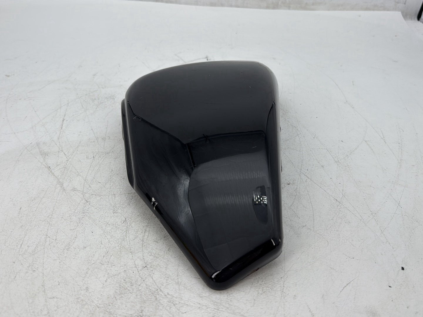 2009 Harley Sportster 883 Low XL883L OEM Left Fairing Side Oil Tank Cover