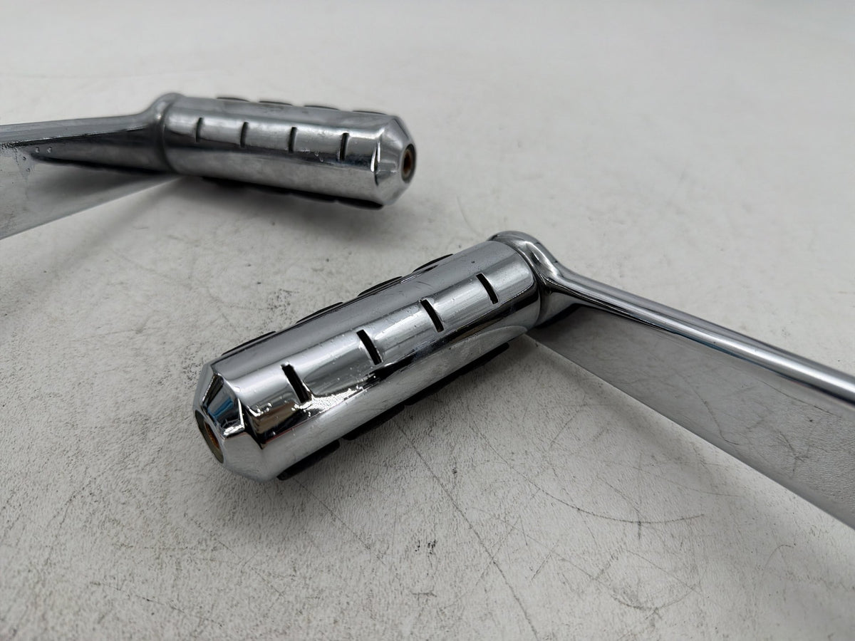 96 Harley Electra Glide Touring Ultra Passenger Left & Right Foot Pegs Kuryakyn