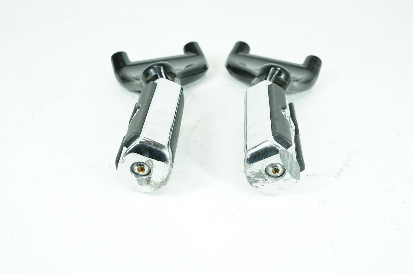 2004 - 2013 Harley-Davidson Sportster Custom Passenger Left & Right Foot Pegs 49314-04