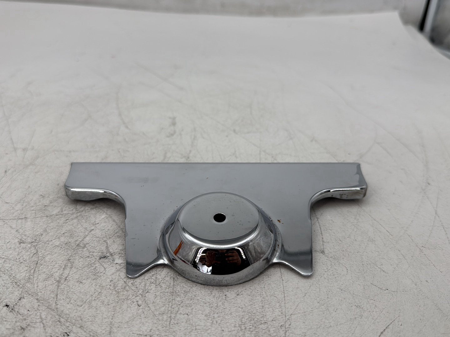 2000 Harley Dyna FXDWG Wide Glide OEM Front Fork Bracket Cover 45685-93