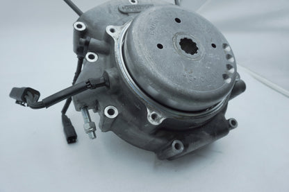 1999 - 2006 Harley-Davidson Dyna Super Glide Crankcase Shaft Engine Motor Cover 24631-03