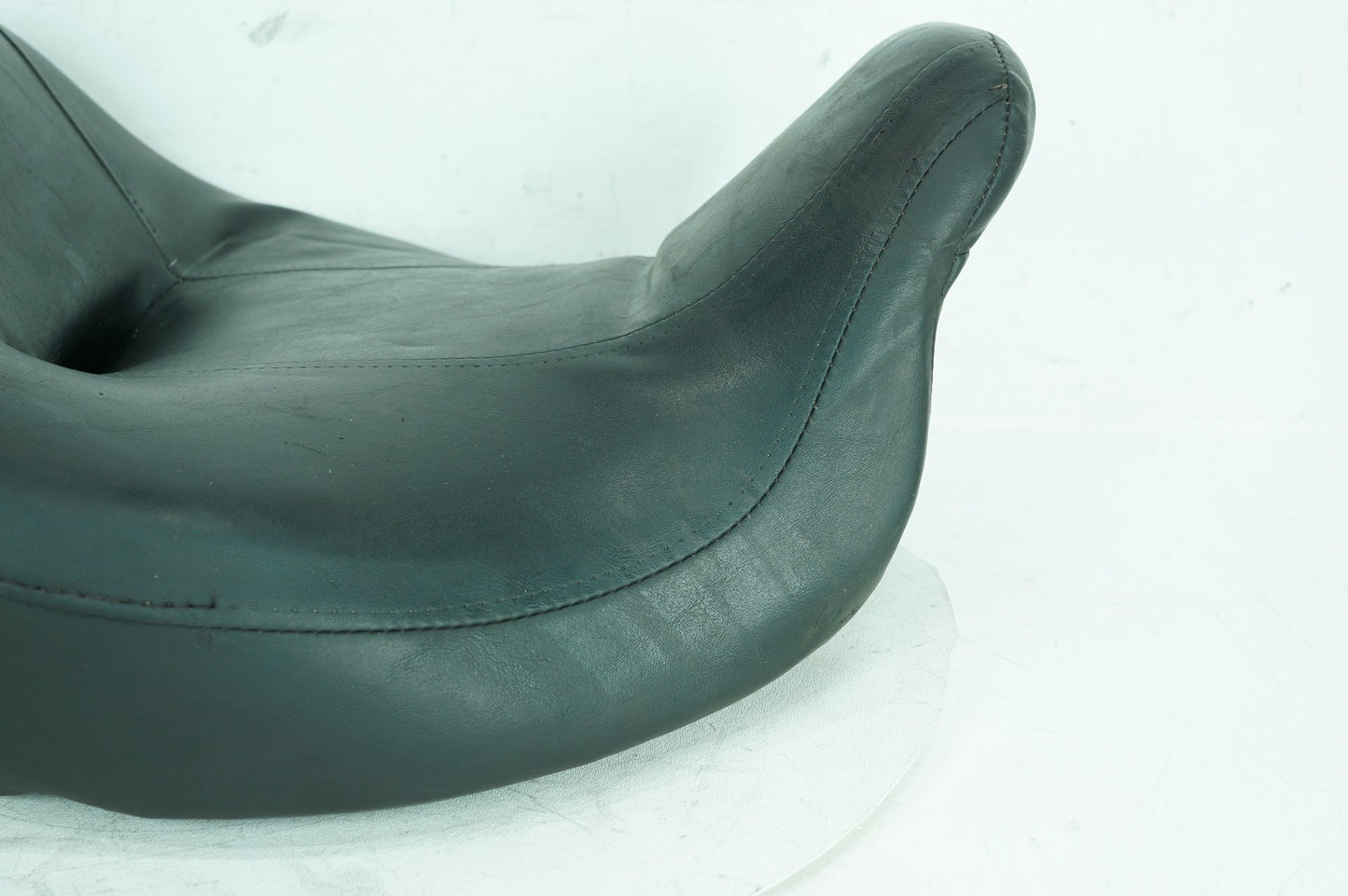 2007 - 2012 Harley-Davidson Touring Electra Glide Ultra Passenger Rider Driver Seat Saddle 52164-10