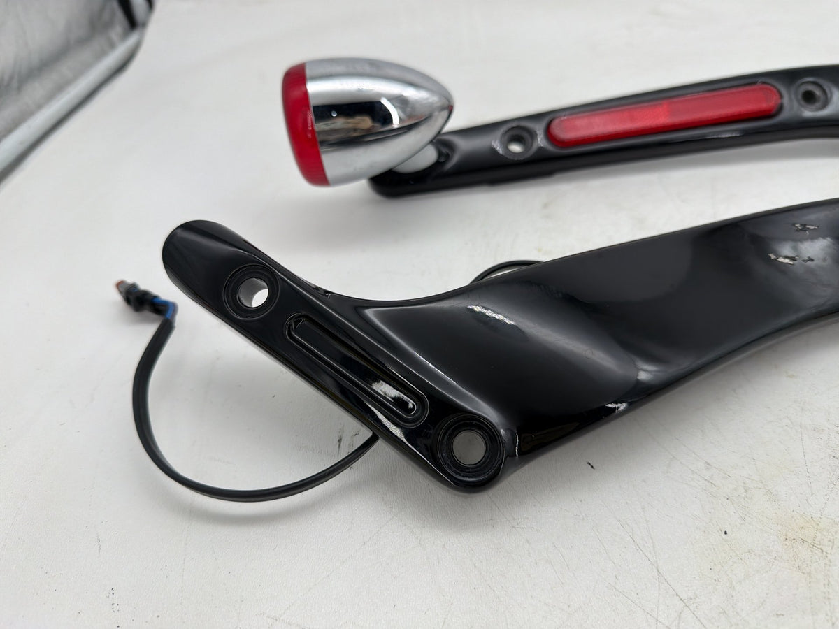 2020 Harley Softail Standard FXST OEM Rear Left Right Fender Struts Bracket & Turn Signal