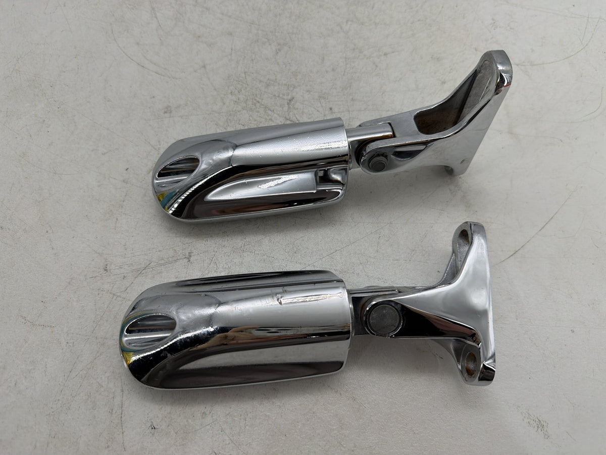 2012 Harley Street Glide Touring FLHX OEM Passenger Left & Right Foot Pegs