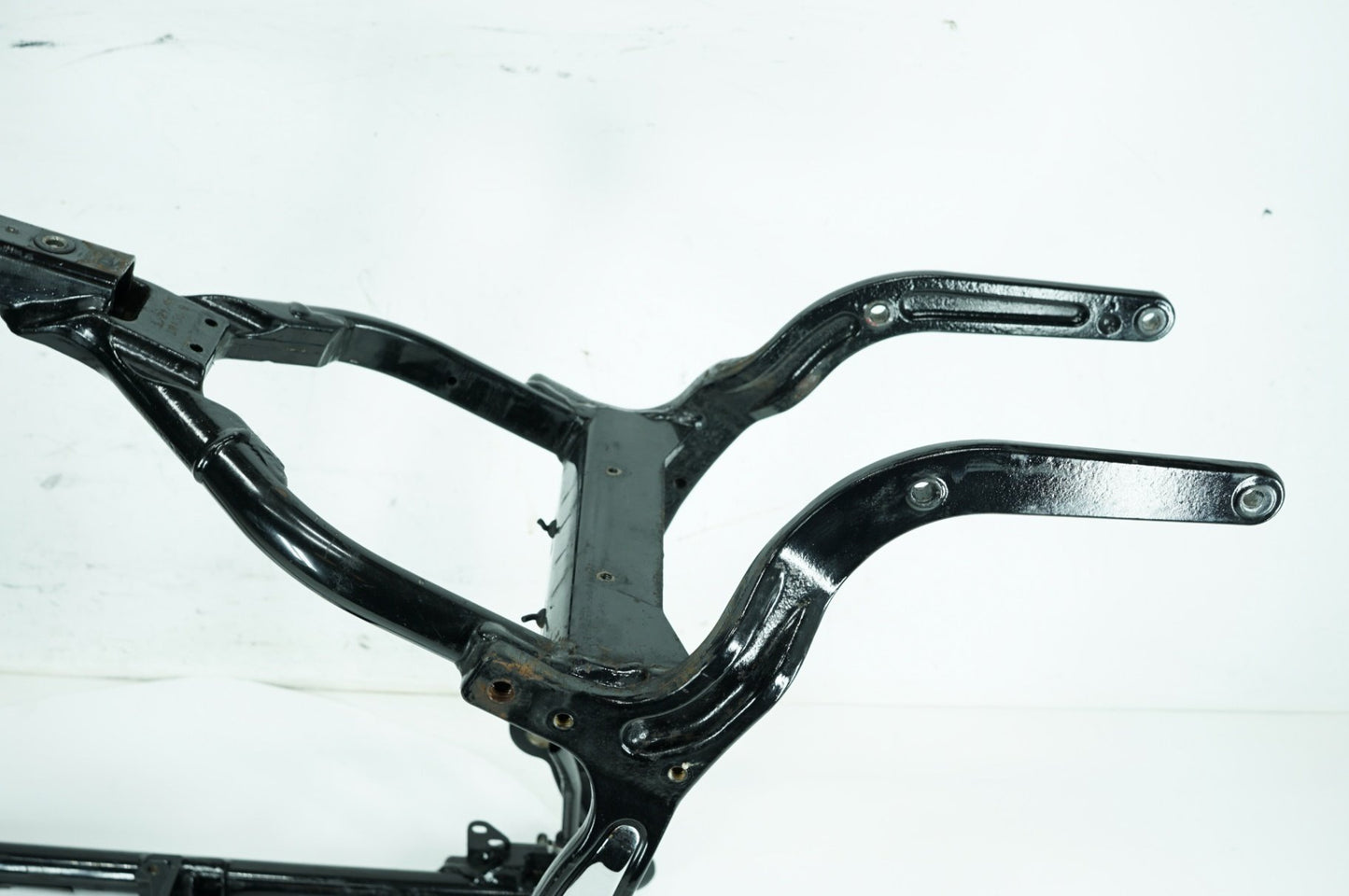 2000 - 2006 Harley-Davidson Softail Heritage Classic Body Main Frame Chassis SLVG 47008-00C